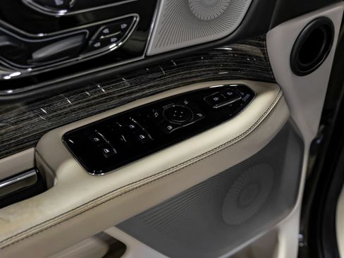 Used 2020 Lincoln Navigator L Black Label AWD/4WD image 39