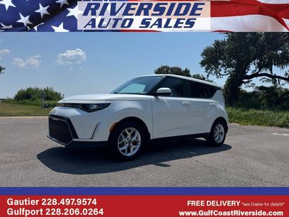 Used 2023 Kia Soul LX w/ LX Technology Package