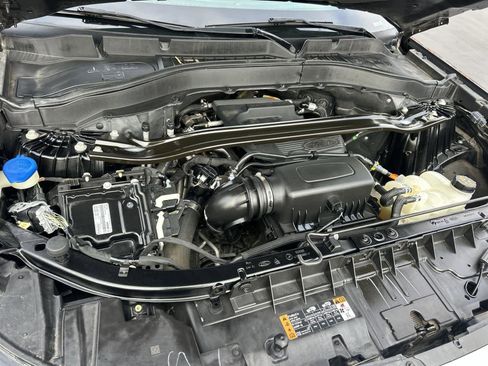 Used 2020 Ford Explorer Limited image 9