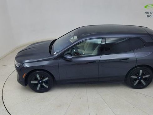 Used 2024 BMW iX xDrive50 w/ Sport Package AWD/4WD image 78