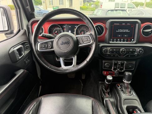 Used 2020 Jeep Wrangler Unlimited Rubicon AWD/4WD image 19