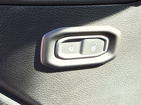 New 2025 Jeep Gladiator Sport AWD/4WD image 21