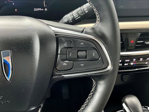 Certified 2024 Buick Encore GX Avenir image 19