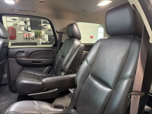 Used 2013 Chevrolet Tahoe LTZ AWD/4WD image 21