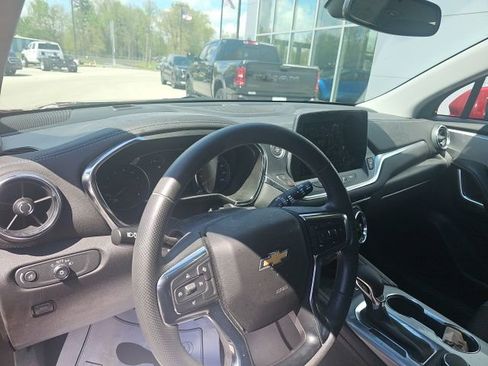 Used 2024 Chevrolet Blazer LT w/ Convenience Package image 10