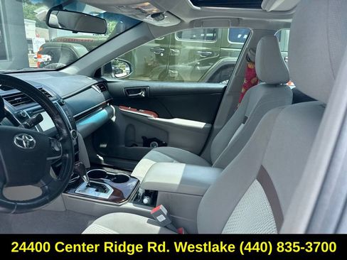 Used 2014 Toyota Camry XLE FWD image 13