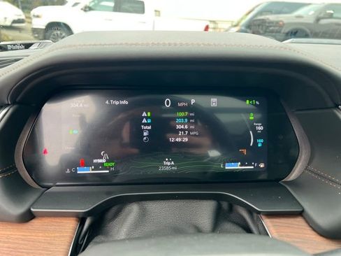 Used 2022 Jeep Grand Cherokee Summit w/ Advanced Protech Group IV image 19