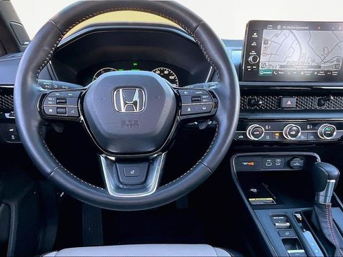 Used 2025 Honda CR-V Sport Touring image 9
