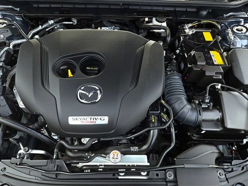 Certified 2025 MAZDA MAZDA3 Hatchback w/Premium Plus Pkg AWD/4WD image 37