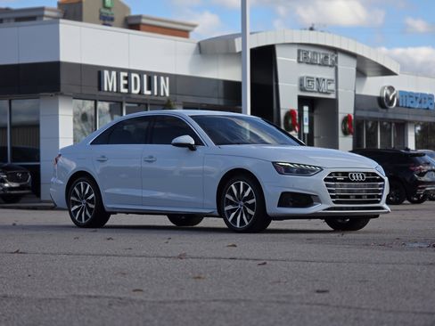 Used 2021 Audi A4 2.0T Premium Plus w/ Premium Plus Package image 3