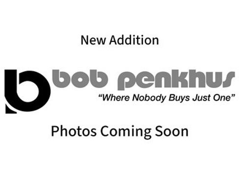 Used 2024 Volkswagen Taos SE image 1