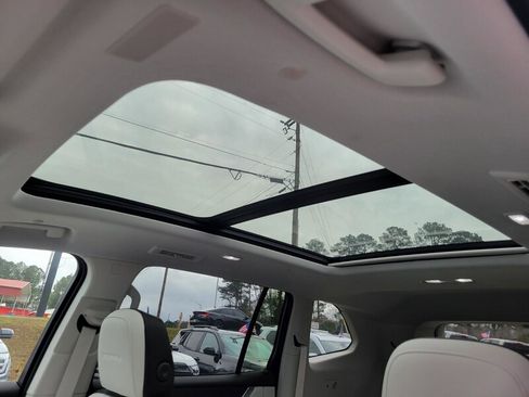 New 2026 GMC Acadia Denali w/ Super Cruise Package image 24