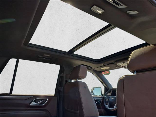 Used 2023 Chevrolet Tahoe High Country AWD/4WD image 19