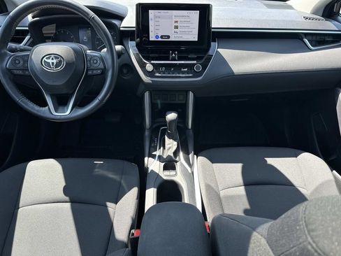 Used 2024 Toyota Corolla Cross LE w/ Moonroof Package AWD/4WD image 13