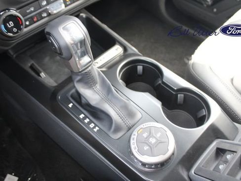 New 2025 Ford Bronco Outer Banks image 13