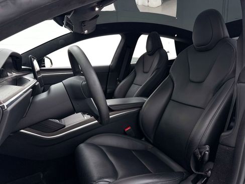 Used 2022 Tesla Model S image 17
