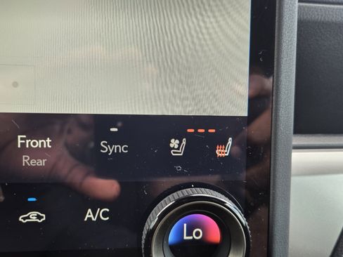 Certified 2025 Lexus GX 550 w/ Accessory Package (2T) image 21