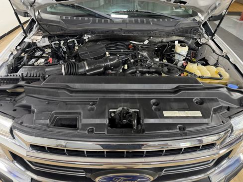 Used 2020 Ford F250 Lariat w/ Lariat Ultimate Package AWD/4WD image 11
