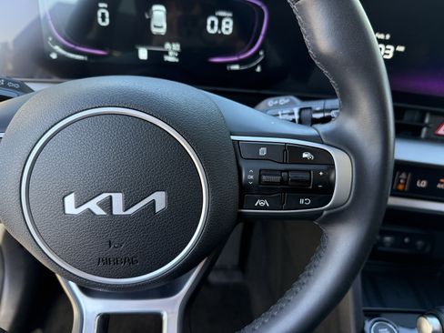 Certified 2025 Kia Sportage EX w/ Premium Package image 23