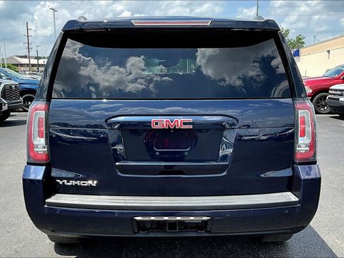 Used 2018 GMC Yukon SLT w/ Open Road Package AWD/4WD image 5