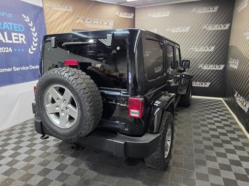 Used 2012 Jeep Wrangler Unlimited Rubicon w/ Dual Top Group image 15