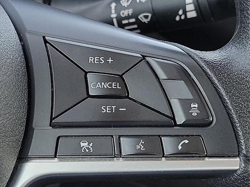 Used 2023 Nissan Sentra SV image 17
