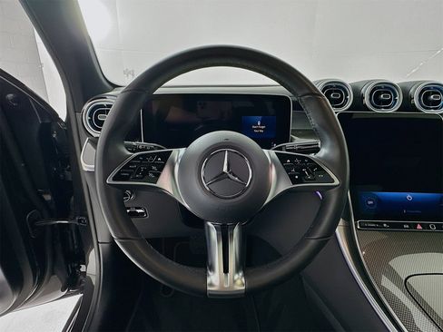 Certified 2025 Mercedes-Benz GLC 300 image 12