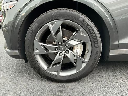 Used 2025 Genesis Electrified GV70 Advanced w/ Prestige Package image 51