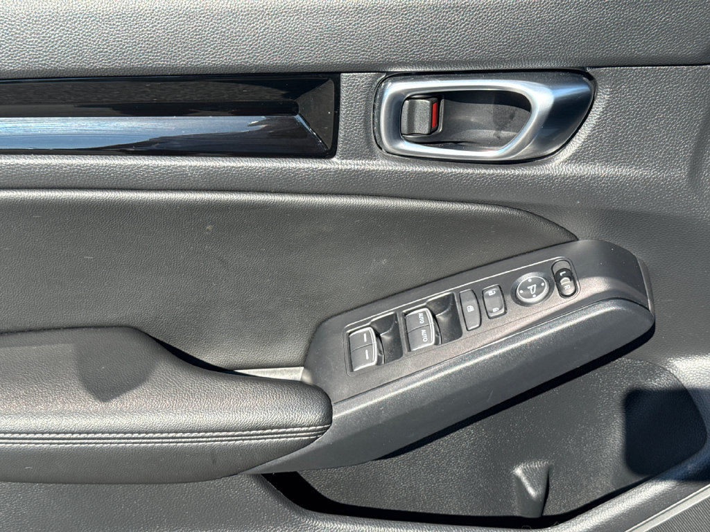 Used 2022 Honda Civic EX-L image 13