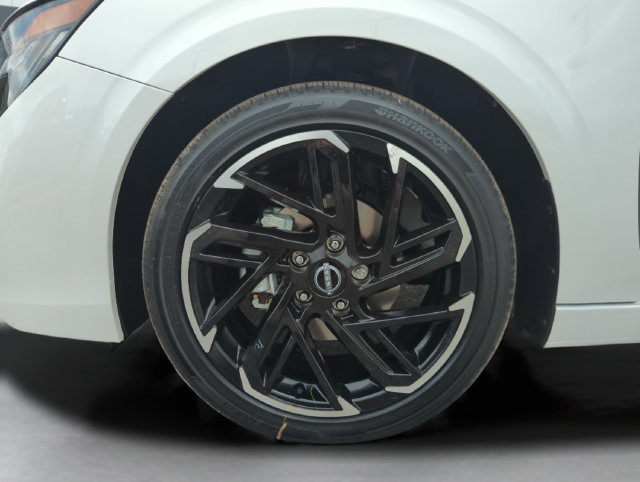 Used 2026 Nissan Sentra SR w/ Floor Mat Package FWD image 61
