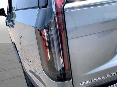 Used 2023 Cadillac Escalade Premium Luxury w/ LPO, Floor Liner Package AWD/4WD image 27