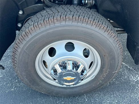 New 2025 Chevrolet Silverado 3500 W/T w/ WT Convenience Package image 19