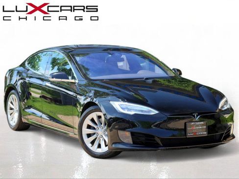 Used 2016 Tesla Model S AWD image 2