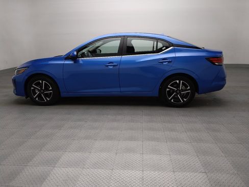 Used 2025 Nissan Sentra SV FWD image 3