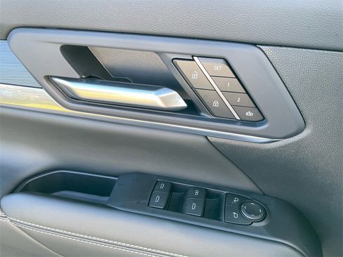 New 2026 GMC Terrain Elevation w/ Elevation Premium Package image 27