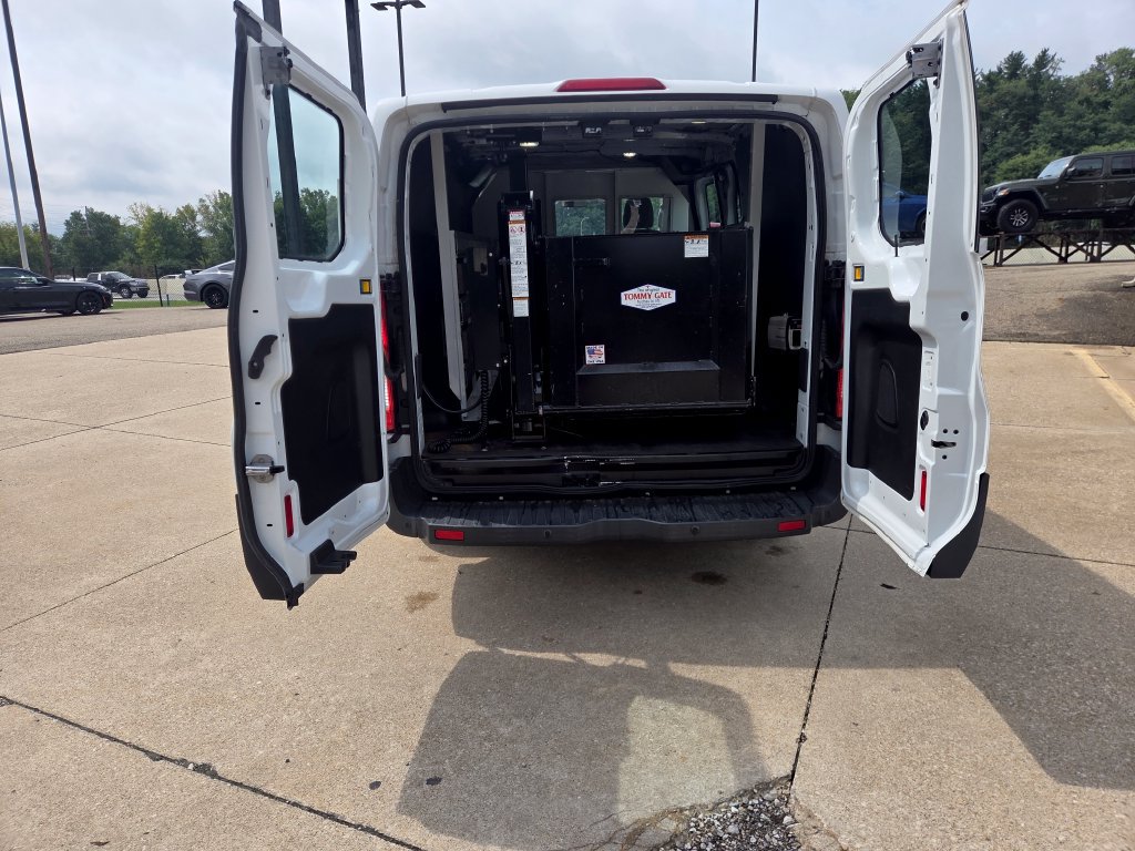 Used 2016 Ford Transit 150 130 Low Roof w/ Interior Upgrade Package RWD image 16