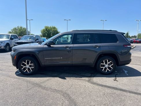 Certified 2026 Jeep Grand Cherokee L Limited w/ Luxury Tech Group II AWD/4WD image 7