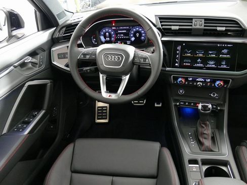 New 2025 Audi Q3 2.0T Premium Plus image 26