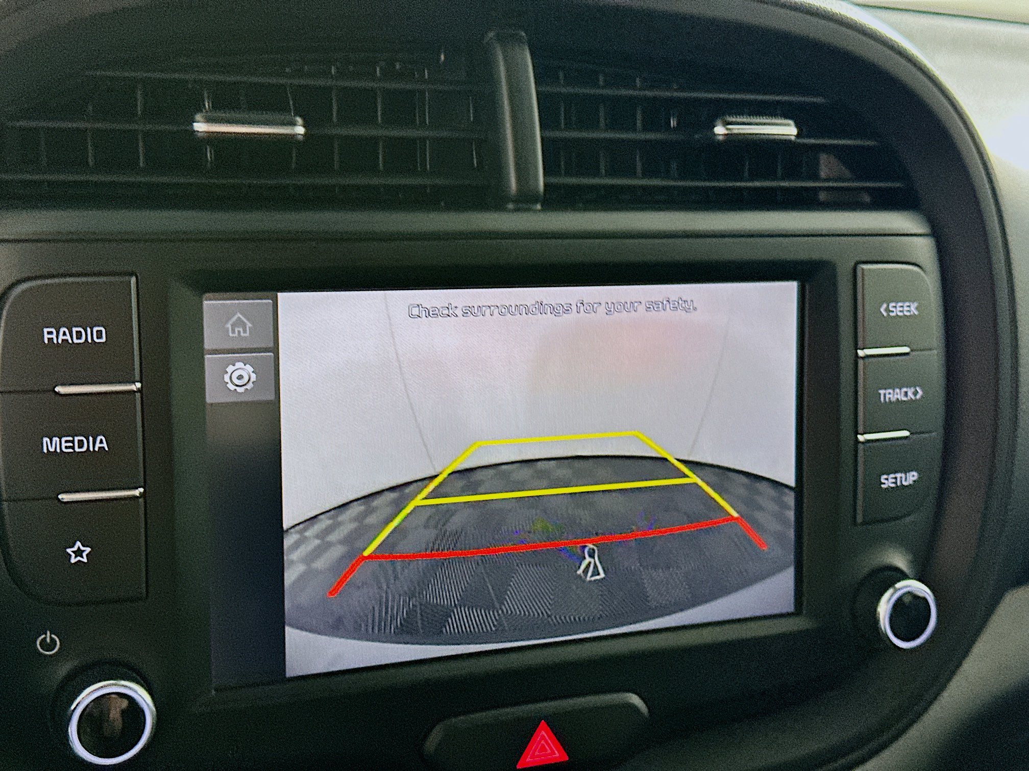 Used 2025 Kia Soul LX w/ LX Technology Package FWD image 22