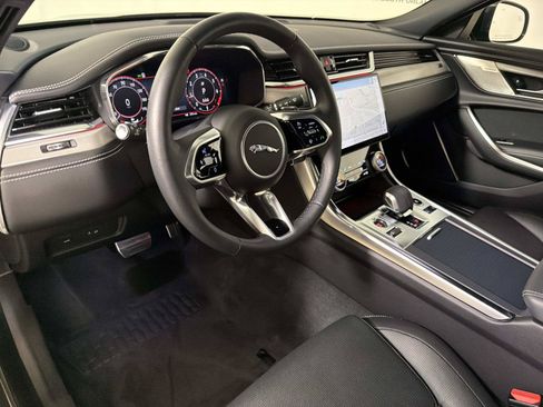 Used 2024 Jaguar XF R-Dynamic SE AWD/4WD image 20