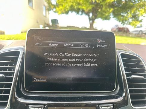 Used 2019 Mercedes-Benz GLS 450 4MATIC image 16