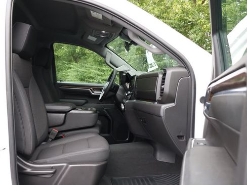 Used 2024 GMC Sierra 1500 Elevation w/ X31 Off-Road Package AWD/4WD image 38