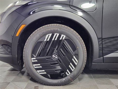 New 2026 Nissan Leaf S+ w/ Floor Mat Package (S+) image 9