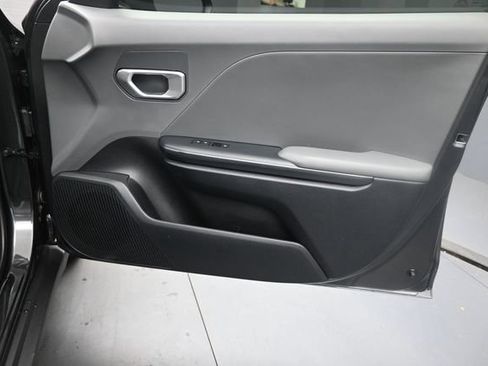 Used 2025 Kia K4 FWD image 27