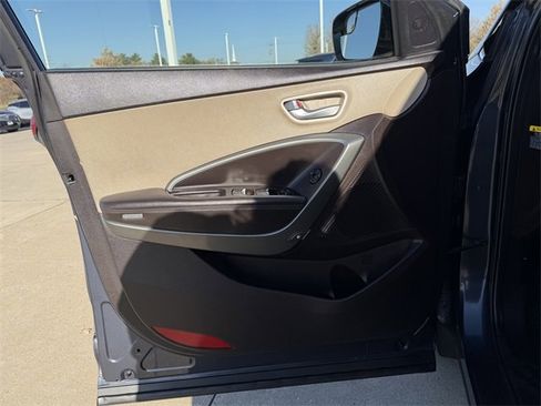 Used 2018 Hyundai Santa Fe Sport image 15