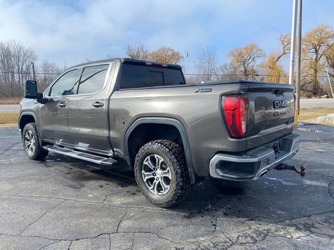 Used 2019 GMC Sierra 1500 SLE image 4