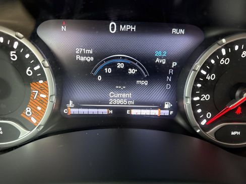 Used 2022 Jeep Renegade Latitude w/ Convenience Group image 23