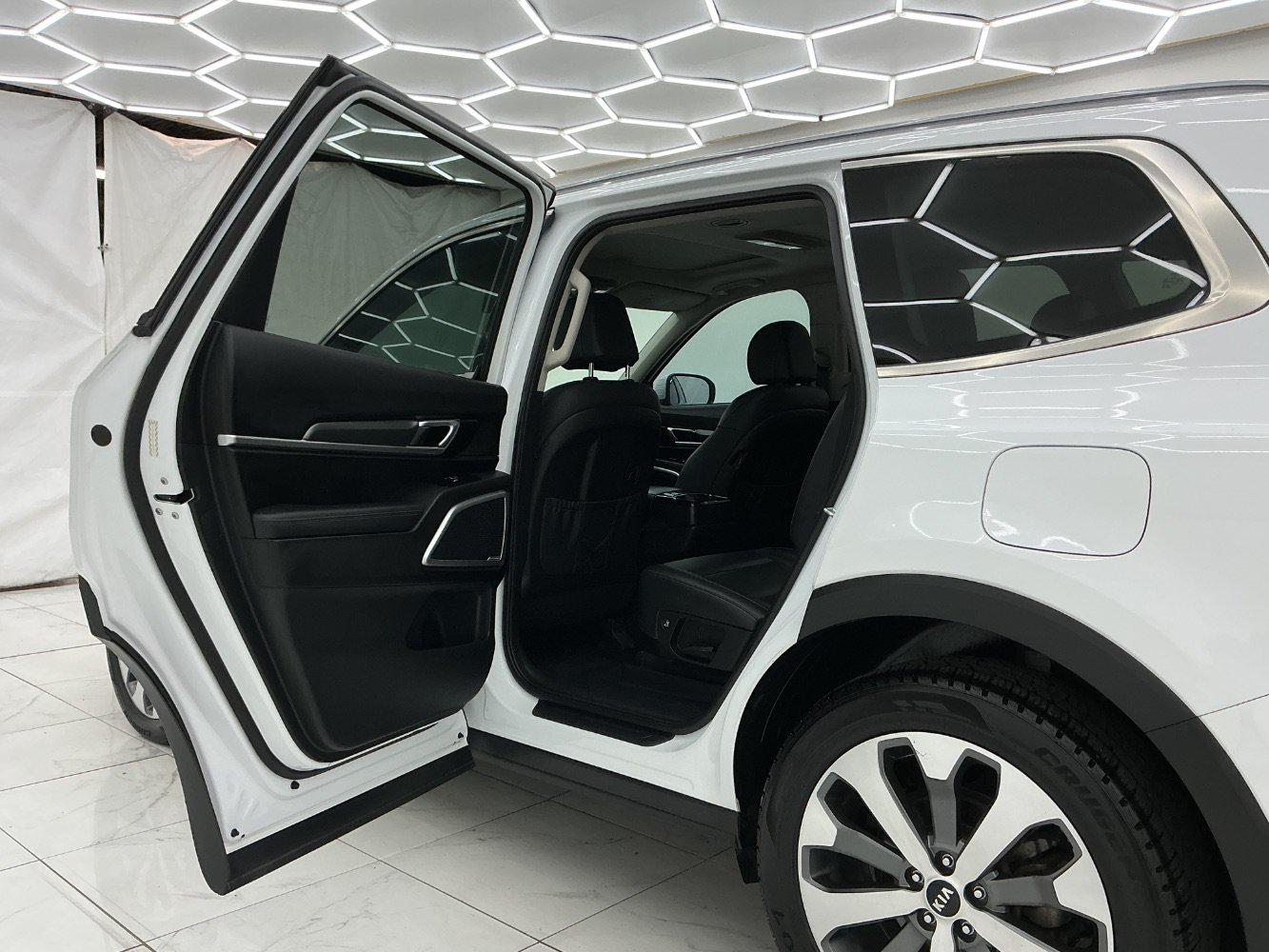 Used 2020 Kia Telluride S AWD/4WD image 22