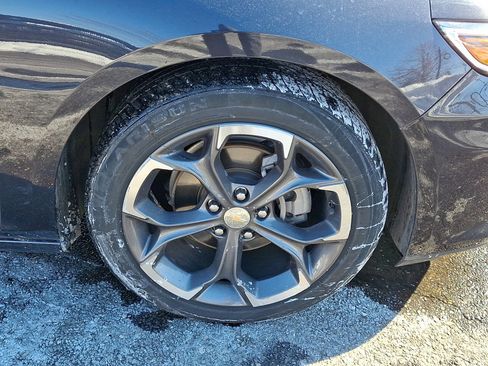 Used 2023 Chevrolet Malibu LT image 9