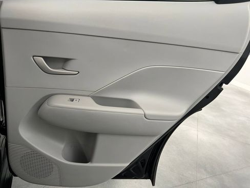 Used 2025 Hyundai Kona SEL FWD image 19